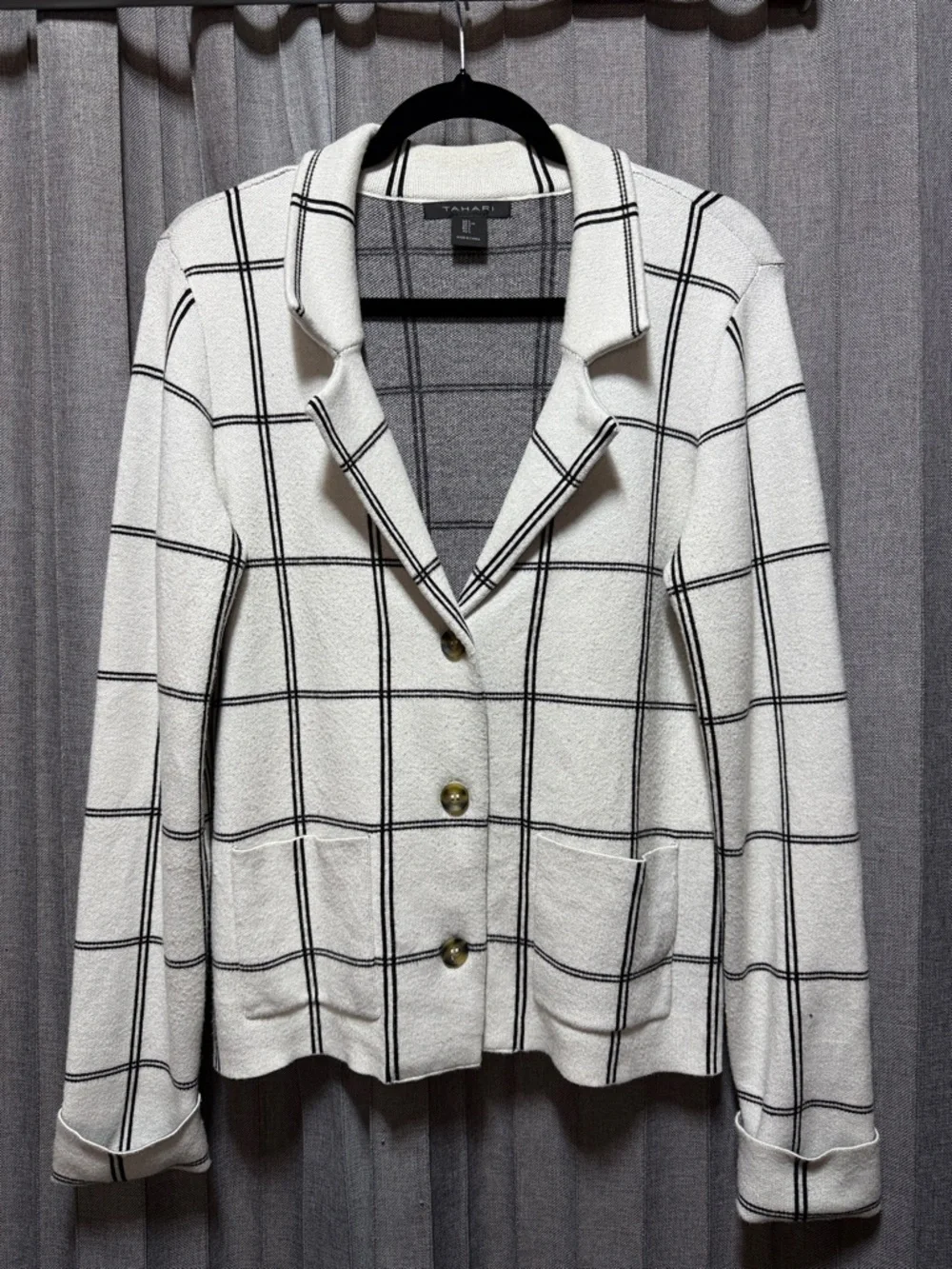 Tahari White Knit Blazer with Black Windowpane Check - Picture 2 of 5